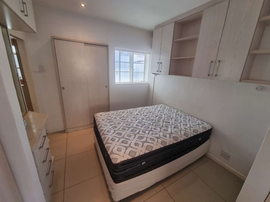 To Let 1 Bedroom Property for Rent in Oranjezicht Western Cape